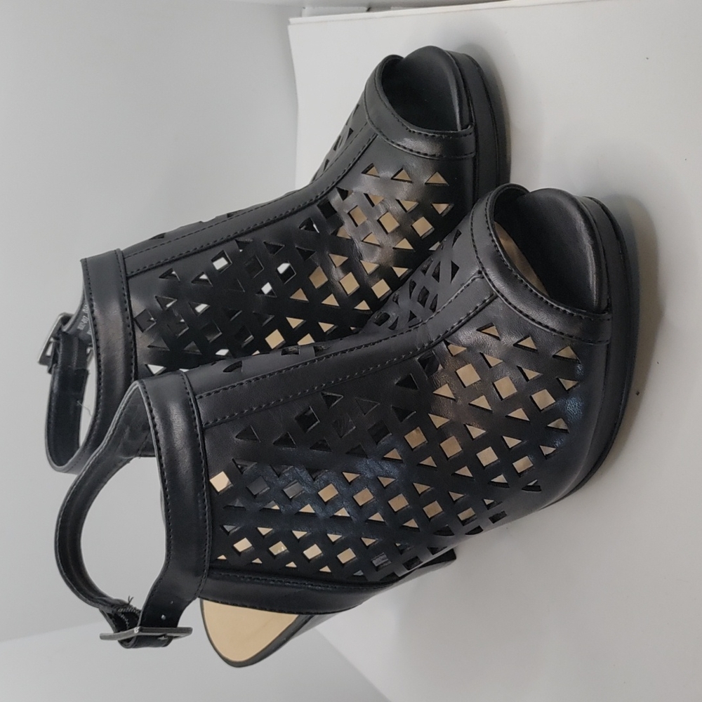 Chinese Laundry Black Peep Toe Heel Sandals